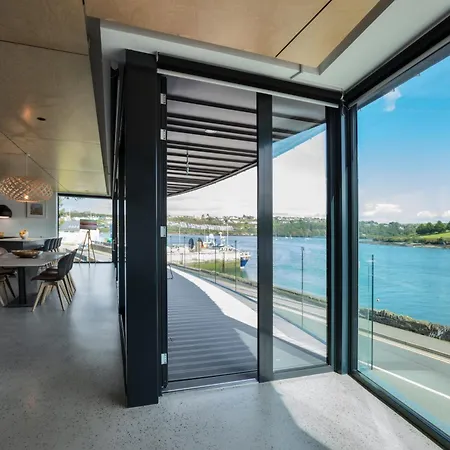 The Dockhouse